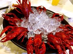 -虾弄弄海派小龙虾·牛羊蝎子火锅