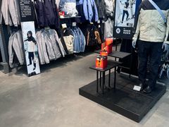 -迪卡侬(越秀公园店)