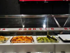 自助调料区-海底捞火锅(杭州庆春路夜宵主题店)