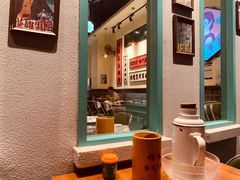 -何妹湿辣牛肉·粤式烧烤砂煲(桂雅路店)
