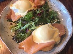 -ROAST coffee & eatery