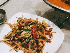 -鲜榨果汁·啤酒鱼(环岛河店)