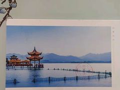 -猫的天空之城概念书店(杭州南宋御街店)