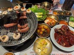 -草家酱蟹炭火烤肉店(珲春南路一店)