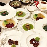 父母饭 在希尔顿吃什么比较合适