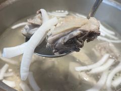 -喃喃椰·糟粕醋·椰子鸡火锅(七堡花园店)