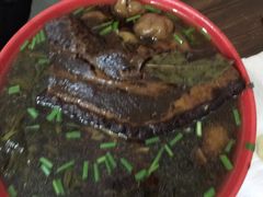 -小龙大肉面馆