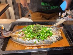 -夯鱼烤鱼·尔滨地标美食(中央商场店)