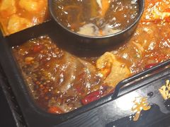 -老牌坊云南鱼豆花火锅(哈西万达店)