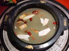 -蜀滋香鲜鱼火锅(黄金路店)