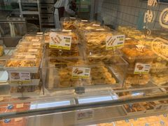 面包甜点陈列柜-鲍师傅糕点(大沽南路店)
