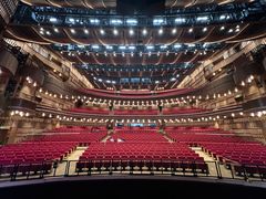 -交通银行前滩31演艺中心