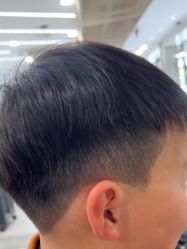 -PE SALON