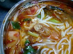 -红鼻子桂林米粉(金唐新光界店)