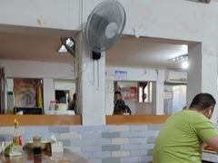 -张阿三馄饨店