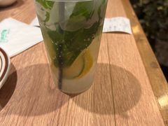 -玛格萝妮比萨屋(四平店)
