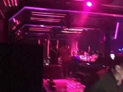 -简奥斯汀·赫本酒吧