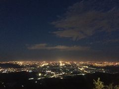 -定都峰