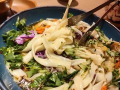 -耶里夏丽·新疆菜·28年喀什老馆(田林东路店)