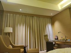 -广州花都皇冠假日酒店
