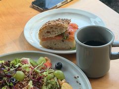 -麦田工坊(月湖店)