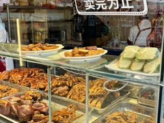 -老鼎万春卤菜(五代传承创始老店)