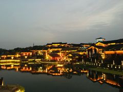 -茅山东方盐湖城景区