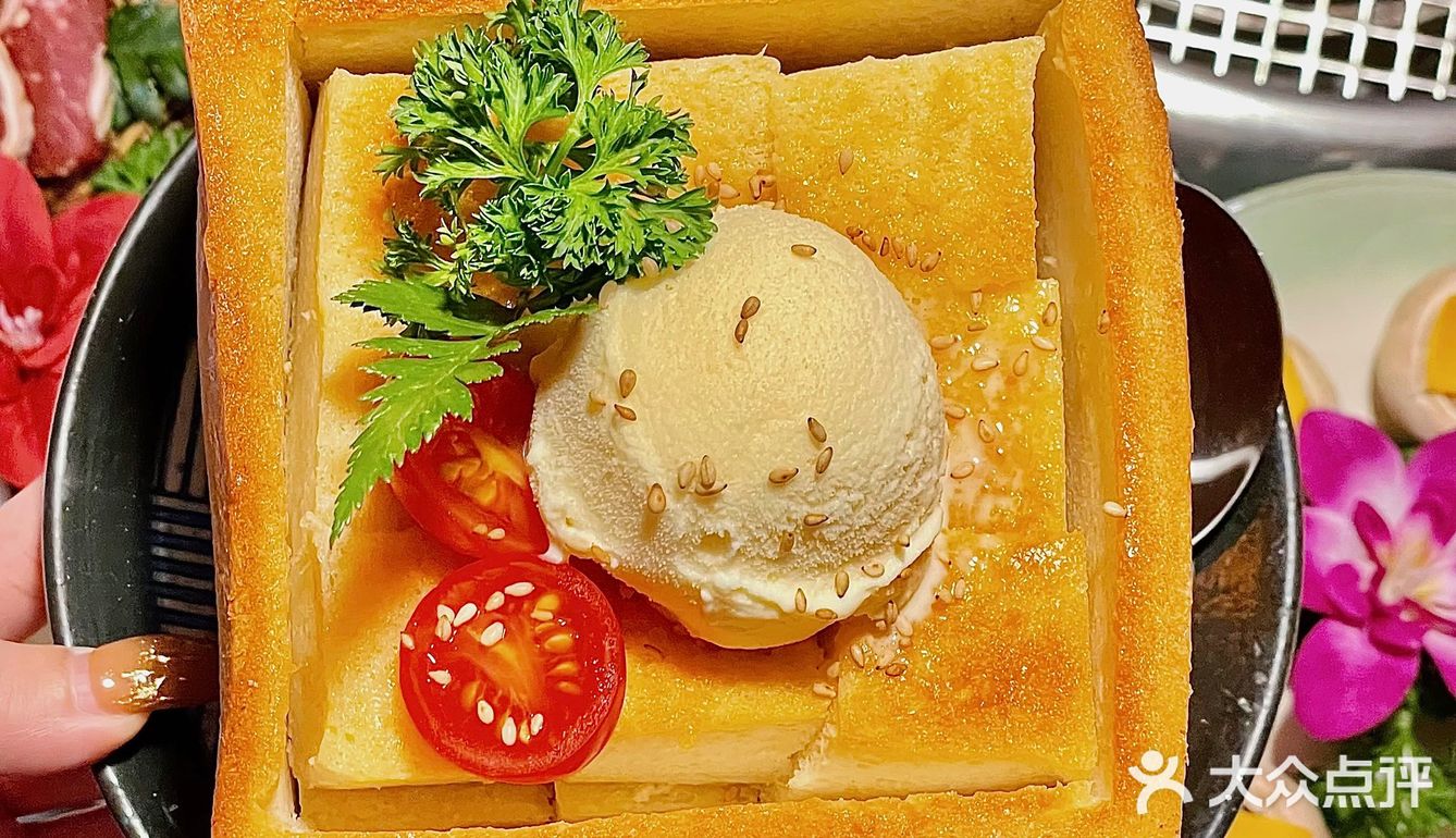 日式酒屋氛围感的烤肉店🥓