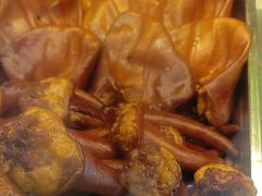 -老鼎万春卤菜(五代传承创始老店)