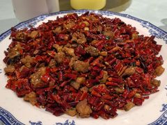 -渝信川菜 · 川味家常菜(财富购物中心店)