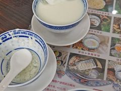 -周大娘牛乳(旧寨古村总店)