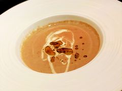 松露蘑菇奶油汤-C&R西班牙餐厅