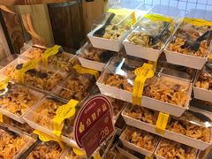 乳扇沙琪玛-昆明冠生园·蛋糕·面包(南强街店)