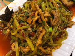 鱼香肉丝-易老妈蹄花.特色川菜(人民公园总店)