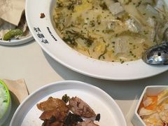 -渔语鱼酸菜鱼新川菜(来福士店)
