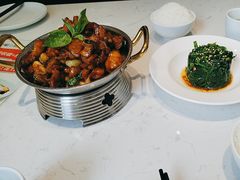 -峨嵋小镇·川菜(勒泰中心店)