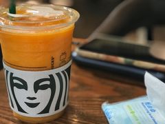 -星巴克臻选(成都环球乐天店)