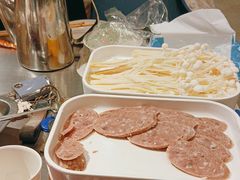 -金三顺韩式炭火烤肉店(中华路店)