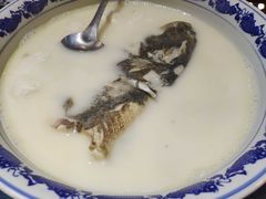 -南京金牛湖巨碗鱼头