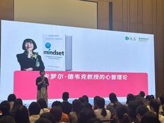 -上海跨国采购会展中心