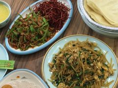 -合合春饼·酱骨·东北菜(潘家园店)
