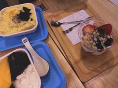 -满记甜品(巴黎春天宝山店)