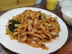 -亮亮烧烤(万松园店)