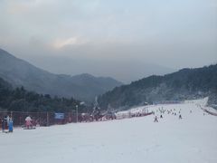 -大别山南武当滑雪场