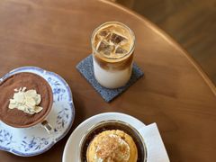 -Café Monson