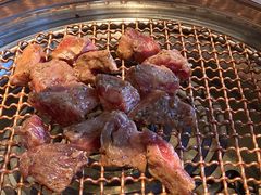 -韩烧牛中牛·甄选黑牛烤肉(黑金店)