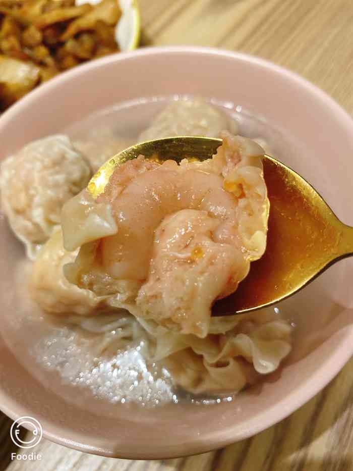 熊师傅饺子(山大南路店)-"团了鲜虾蟹子云吞和三拼云吞,招牌云吞水饺.