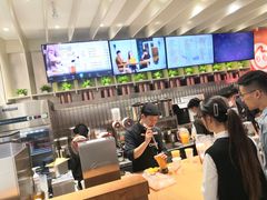 -CoCo都可(湖滨银泰店B区店)