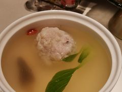 清炖狮子头-悦融琥珀·京鲁菜·海味珍品(西单店)