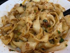 油泼肉酱面-小二面店